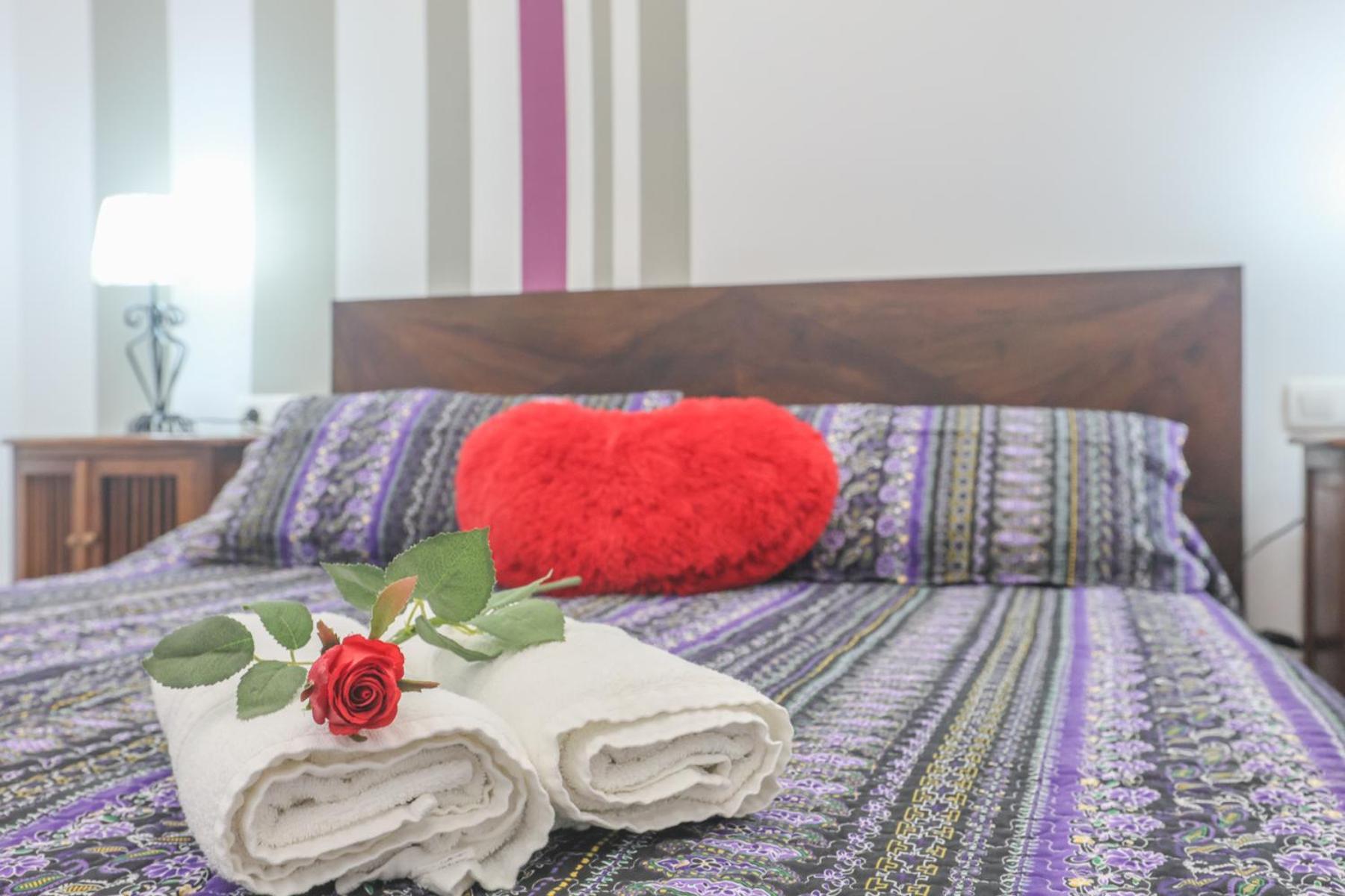 Galindo Center Premium Suites, Free Parking إشبيلية المظهر الخارجي الصورة