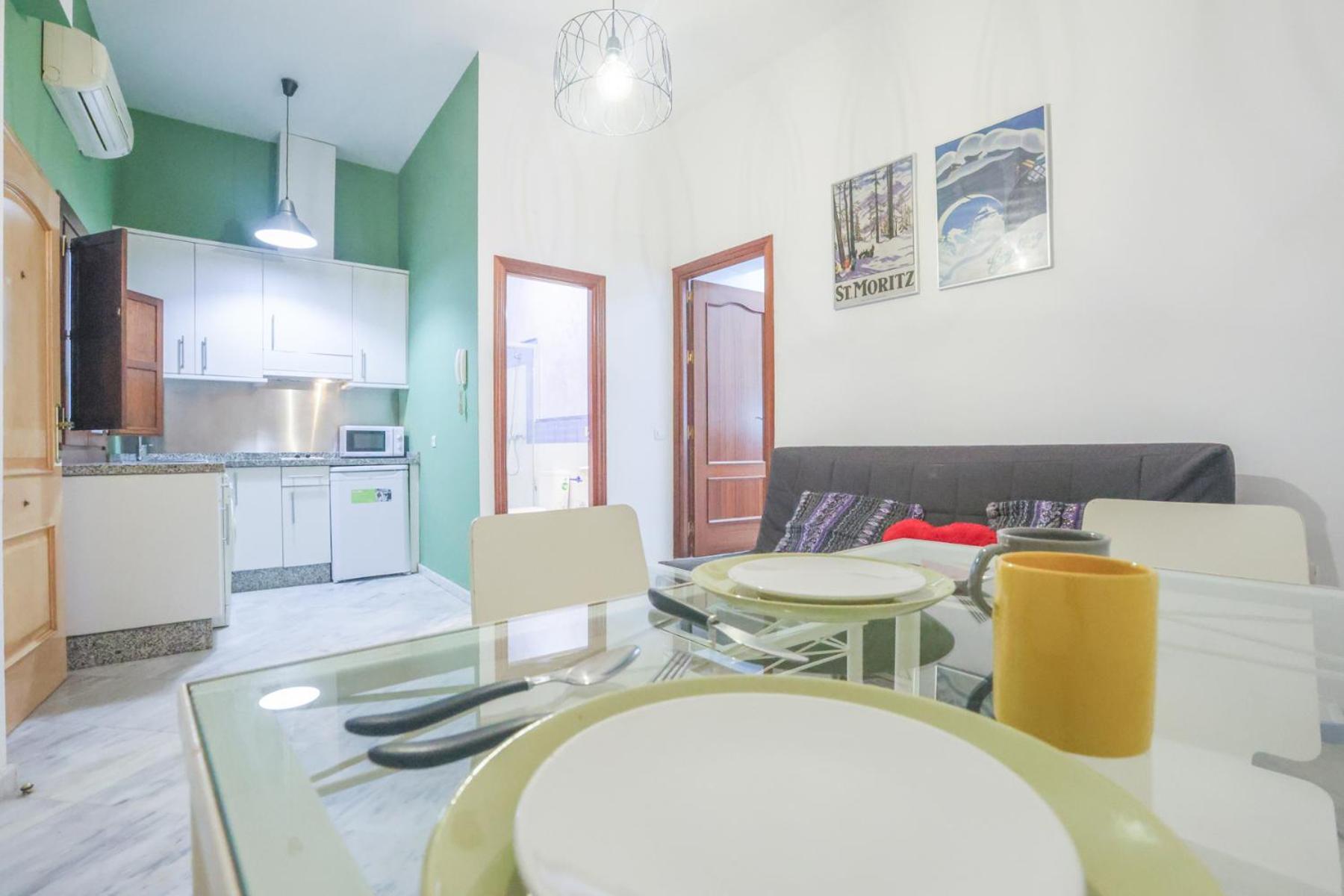Galindo Center Premium Suites, Free Parking إشبيلية المظهر الخارجي الصورة