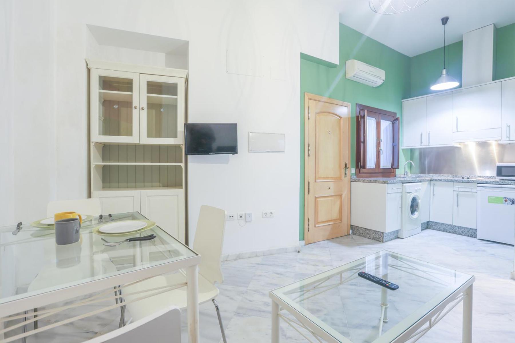 Galindo Center Premium Suites, Free Parking إشبيلية المظهر الخارجي الصورة
