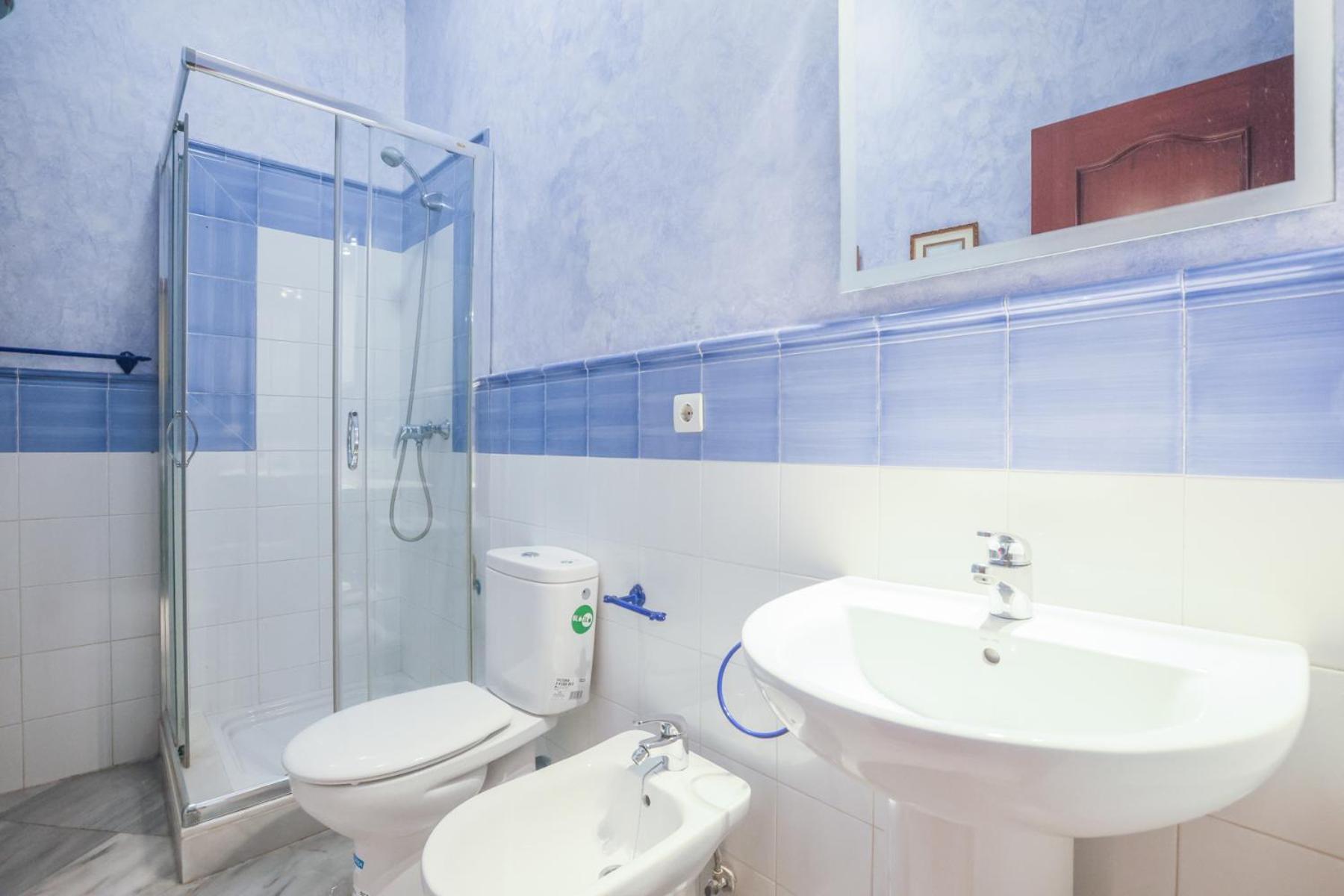 Galindo Center Premium Suites, Free Parking إشبيلية المظهر الخارجي الصورة